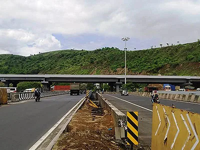 CONSTRUCTION OF TWO FLYOVERS AT 'D'-POINT